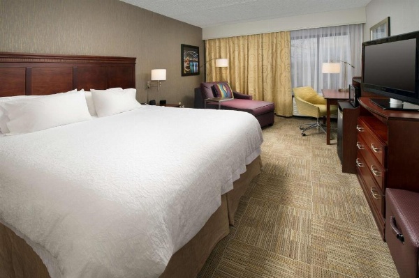 Hampton Inn By Hilton Rochester-Greece image 15